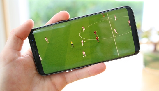 English Premier League clubs lead the way with digital fan experience