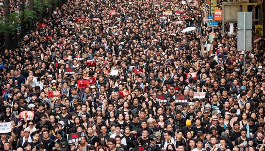 Big Four respond to pressure over pro-Hong Kong protest advert 