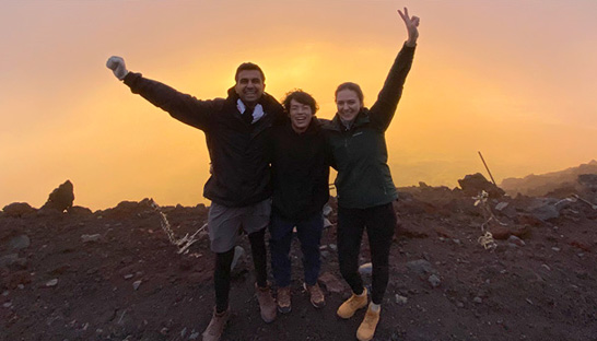 German-Japanese Simon-Kucher trio conquer Mount Fuji together